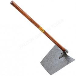  Spade With Wooden Handle